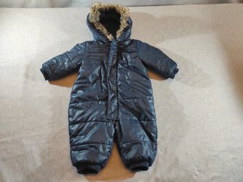 Combi pilote matelassée bleue , intérieur polar. Capuche avec fausse fourrure.