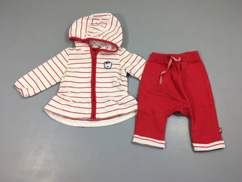 Sweat zippé blanc rayé rouge à capuche + pantalon rouge