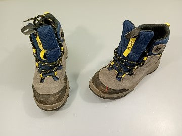 Bottines de marche Waterproof, gris, bleu marine, jaune MH500  -32, moins cher chez Petit Kiwi