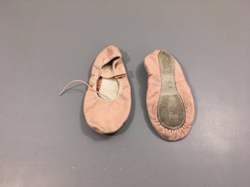 Chaussons de danse rose, 33