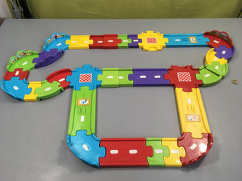 VTech Baby 148103 Ensemble de piste en miniature Deluxe pour bolides Tut Tut (Multicolore)