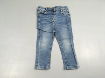 Jeans clair effet délavé 56% coton 19% polyester 14% lyocell 10% rayon 1% élasthanne