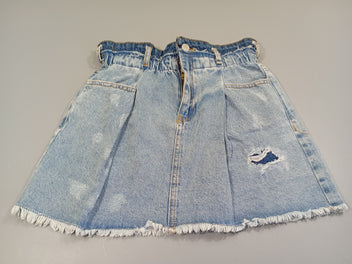 Jupe en jean clair effet dechiré , rapiécé et effiloché