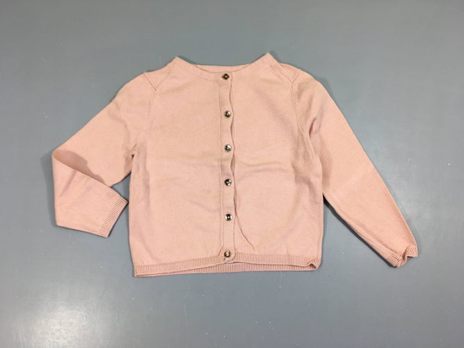 Gilet rose pâle légèrement bouloché, moins cher chez Petit Kiwi