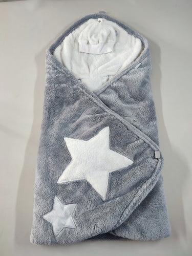 Couverture enveloppante softy grise étoiles blanche + Bonnet, moins cher chez Petit Kiwi