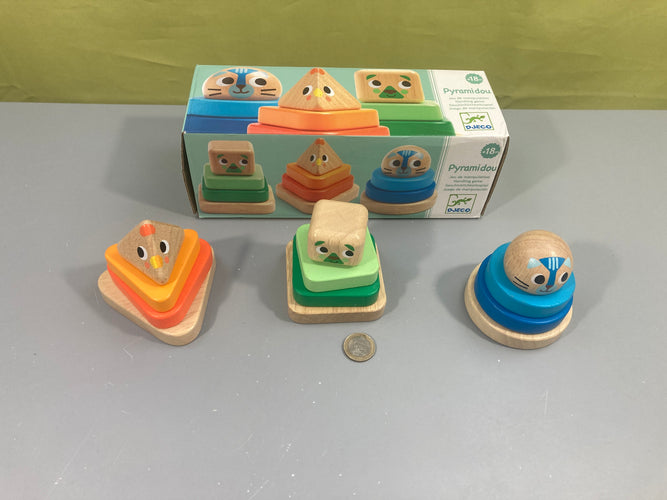 Pyramidou Jeu de manipulation +18m Complet!, moins cher chez Petit Kiwi