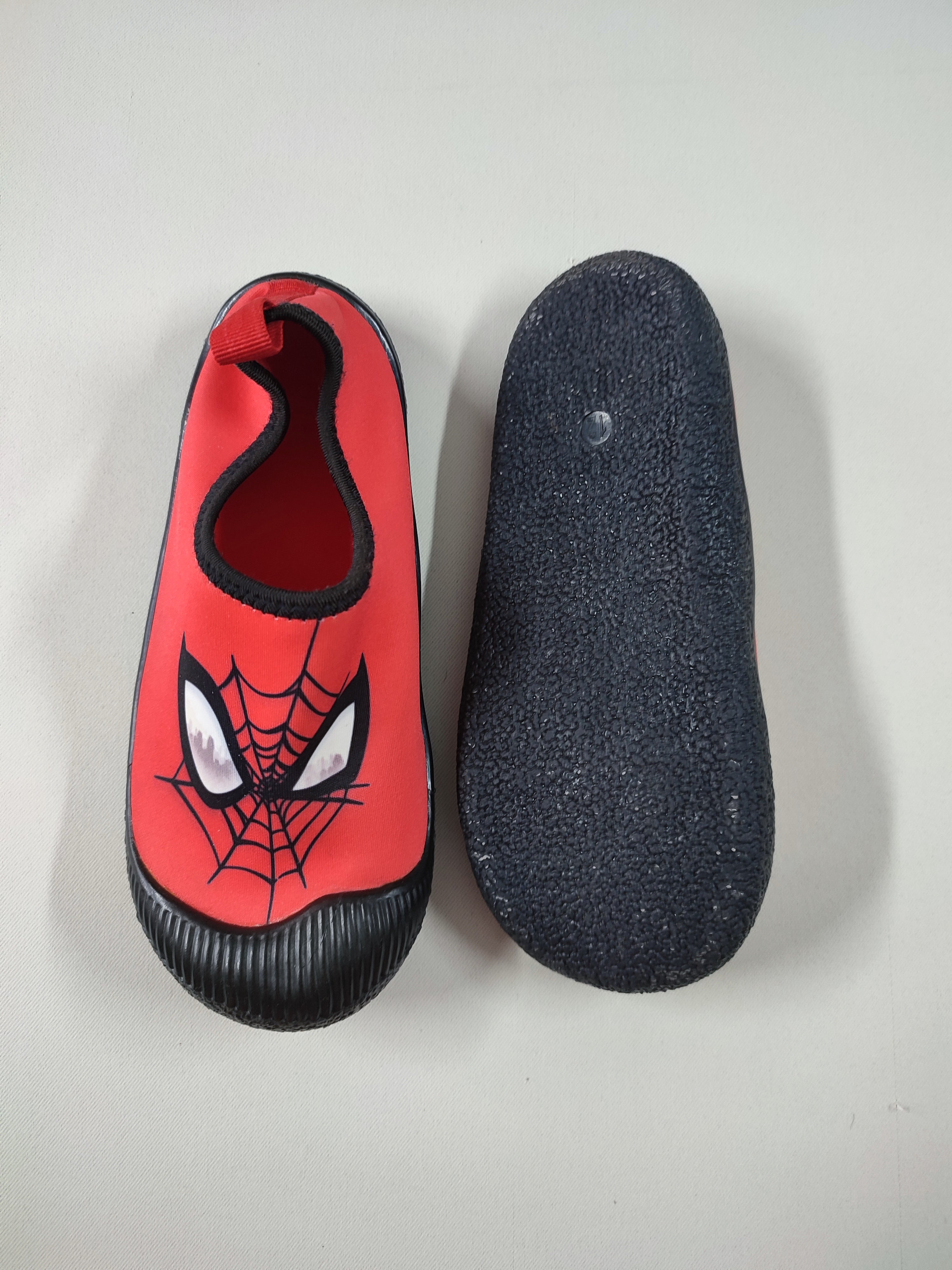 Chaussures d'eau rouge Spiderman, 29