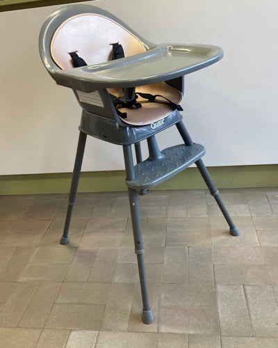 Chaise haute évolutive grise Quax Ultimo 3 en 1. Hauteur 80-92 cm  avec tablette réglable avec coussin réducteur taupe, moins cher chez Petit Kiwi