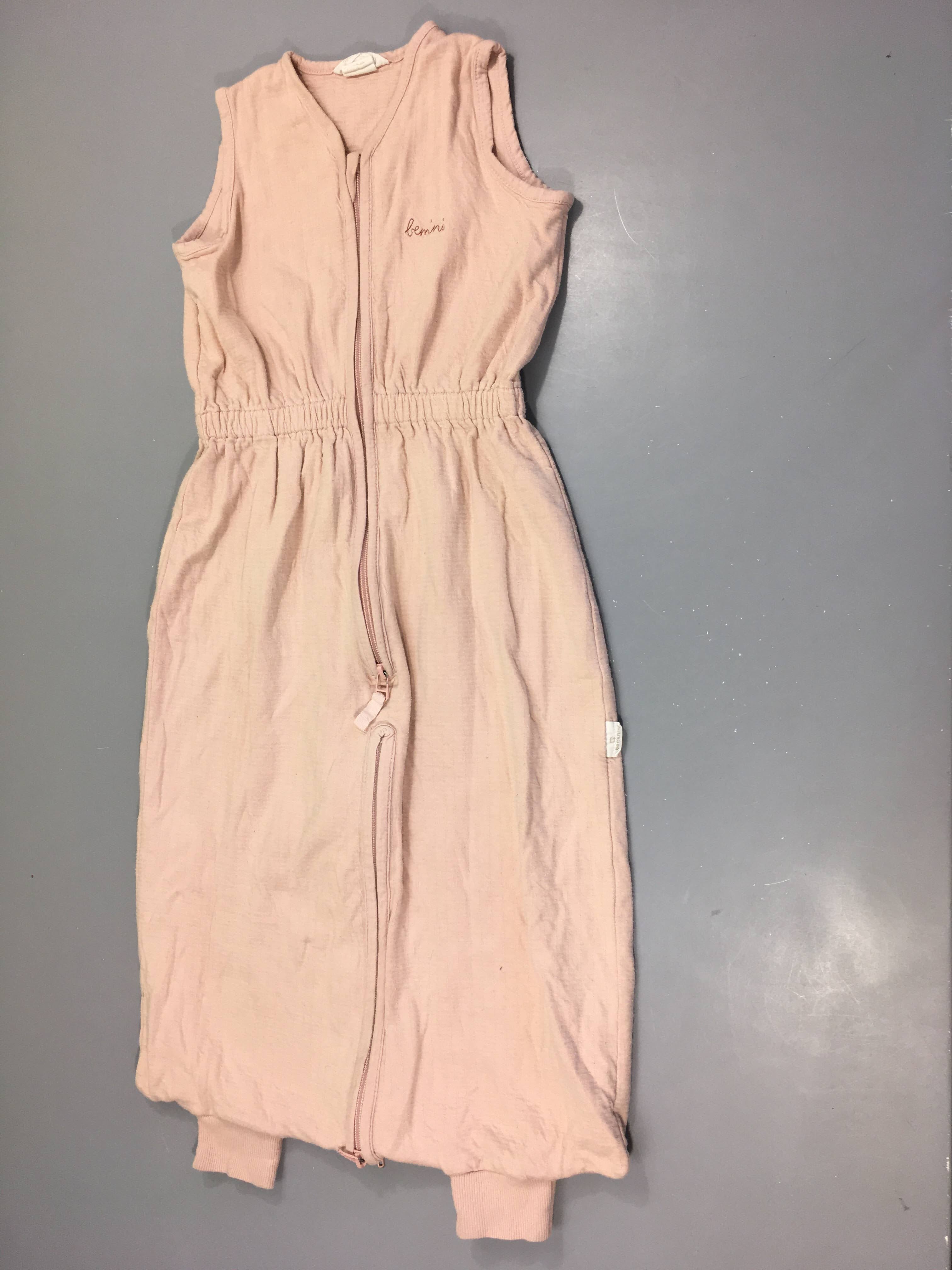 Sac de couchage léger rose pâle-bouloché