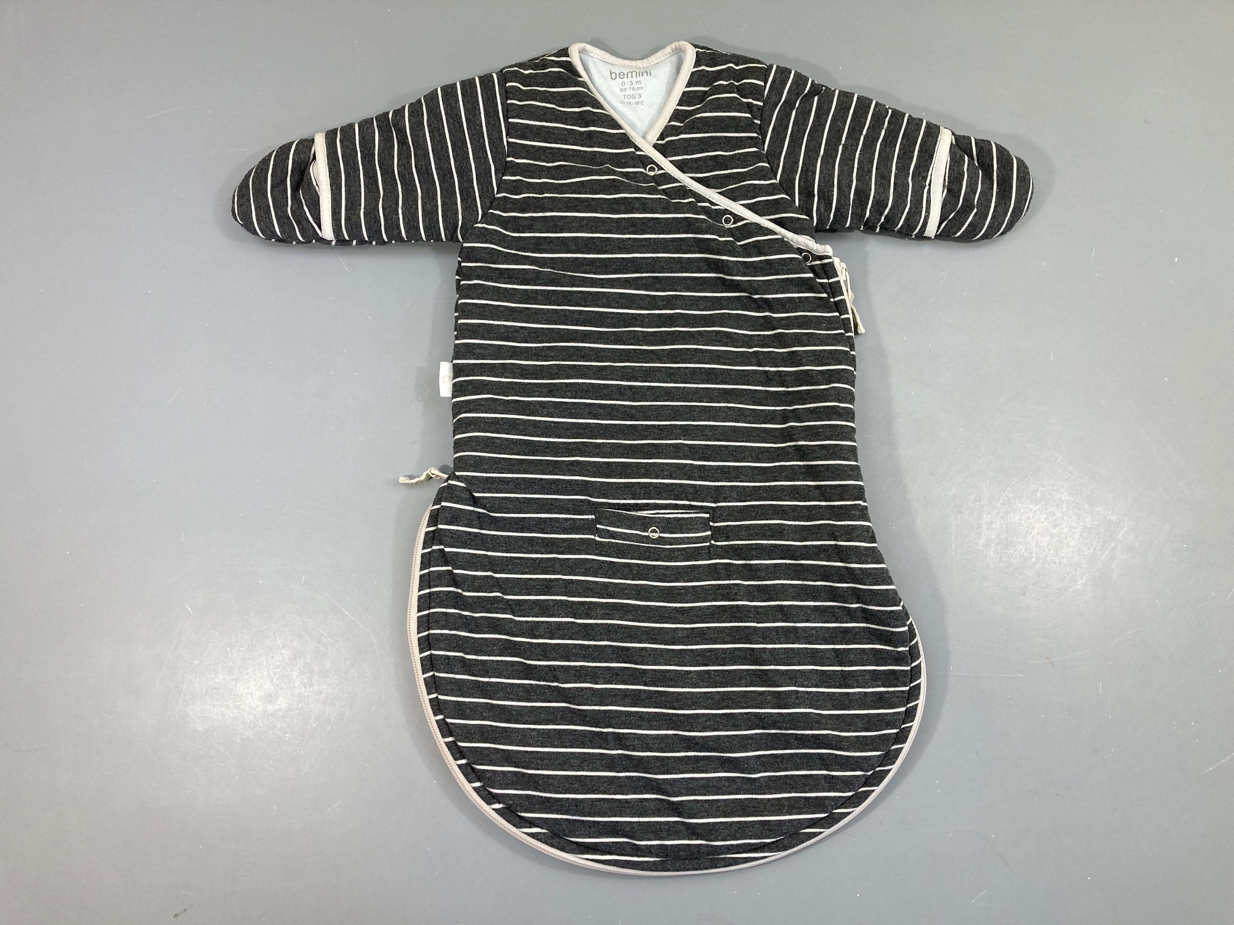 Sac de couchage ml gris foncé rayé blanc Tog 3