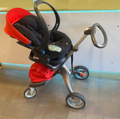 Poussette Duo Stokke Xplory rouge avec Siège auto iZi Sleep BeSafe, moins cher chez Petit Kiwi