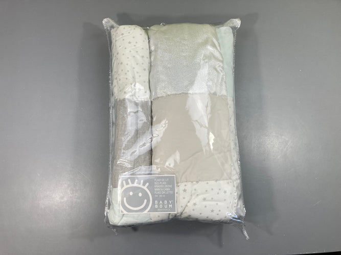 Plaid de lit gris/irisé blanc étoiles 100x140cm, moins cher chez Petit Kiwi