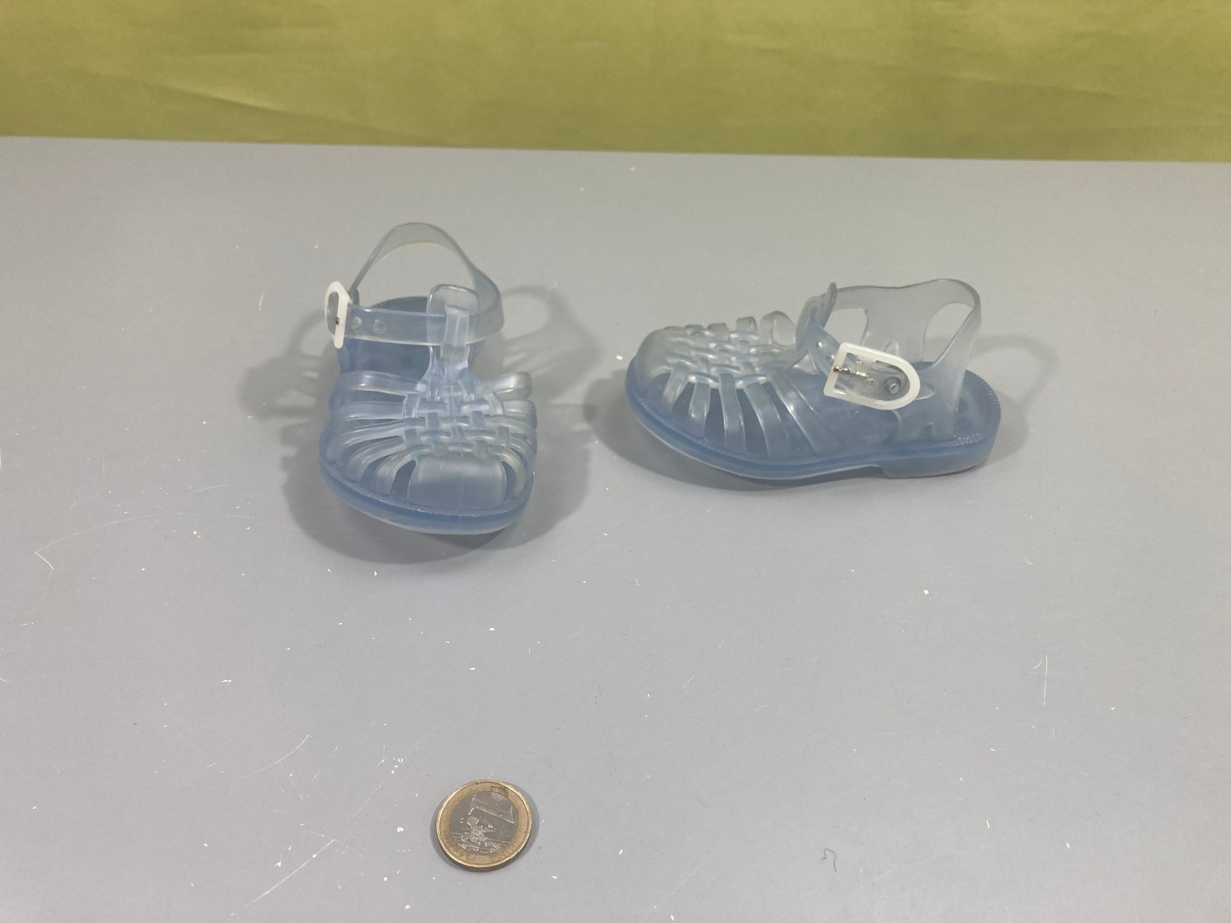 Sandales d'eau bleu clair