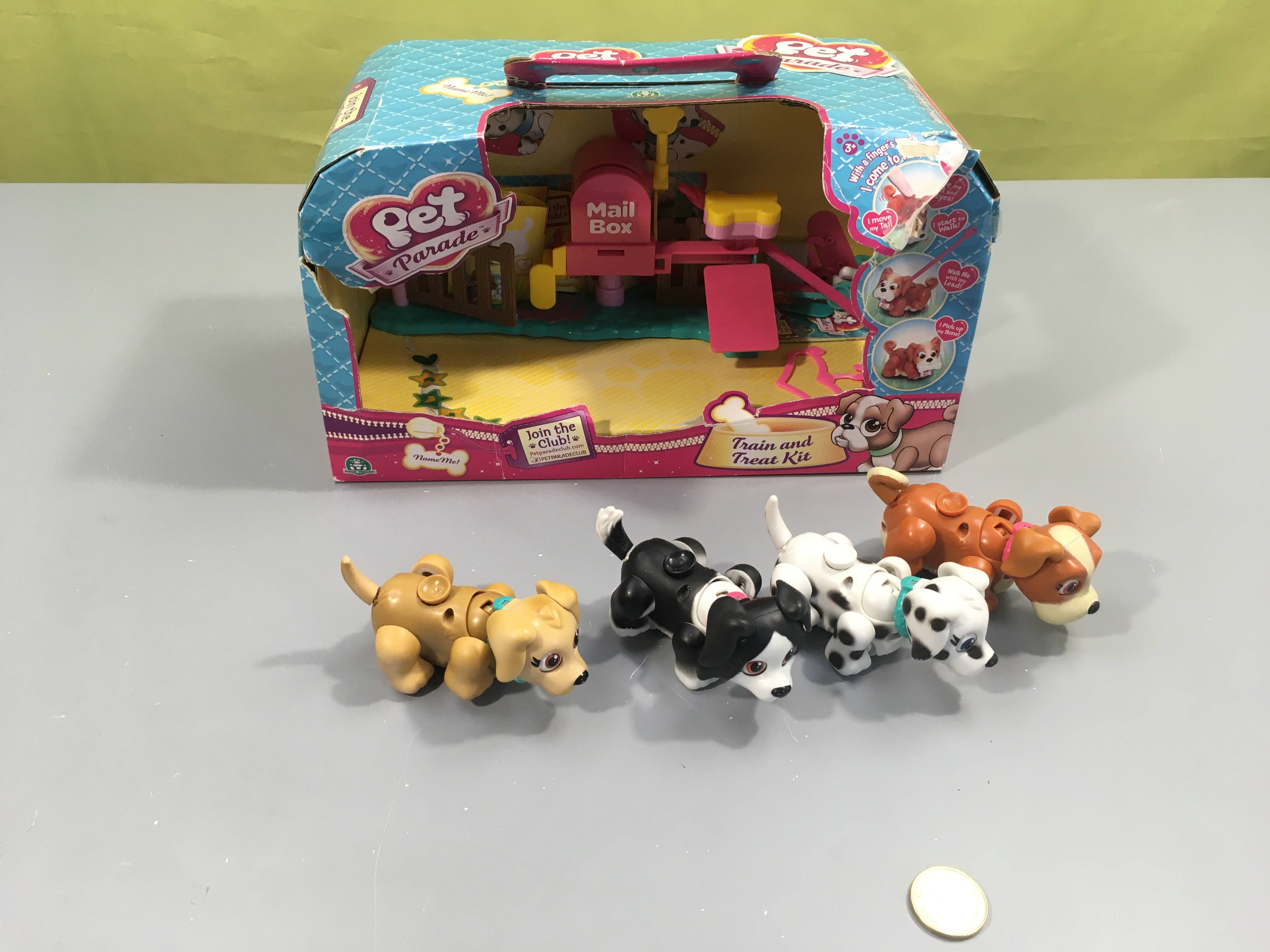 Coffret - Entrainement Et Tours - Pet Parade - 1723 - Figurine Animal + 3 chiens