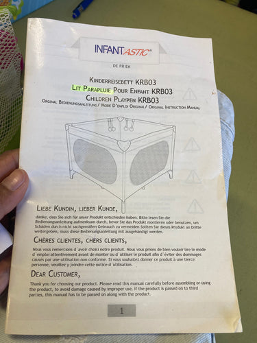 Parc pliable avec matelas et hamac (matelas légèrement taché), moins cher chez Petit Kiwi