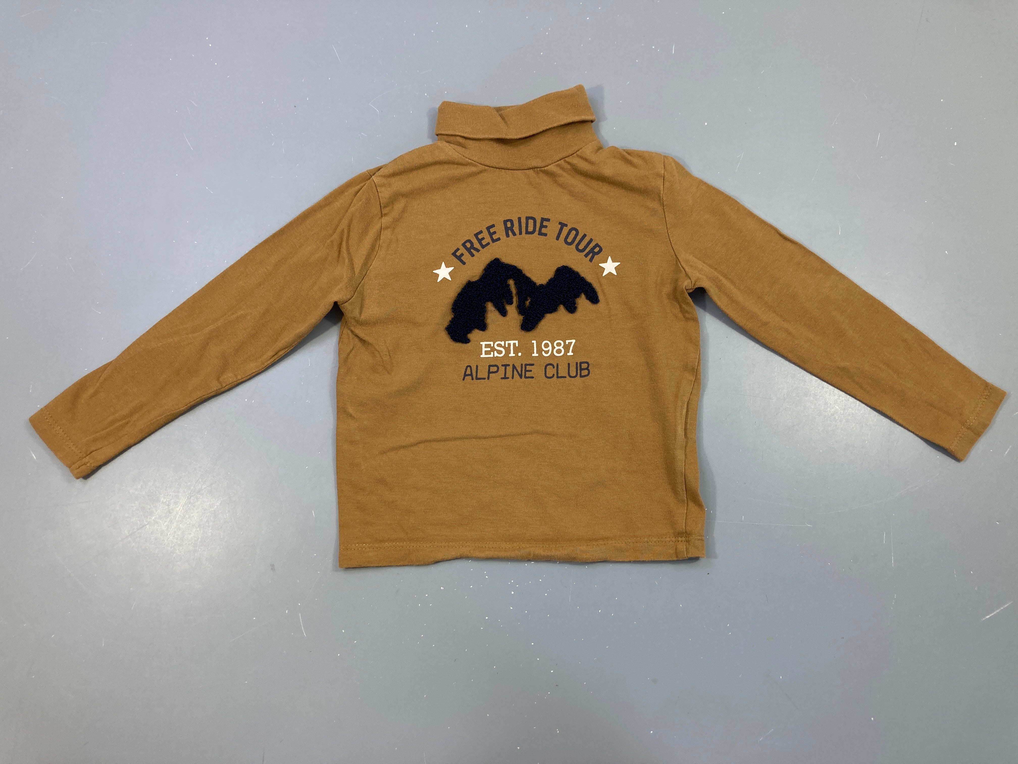 T-shirt m.l col roulé brun Alpine Club bouloché