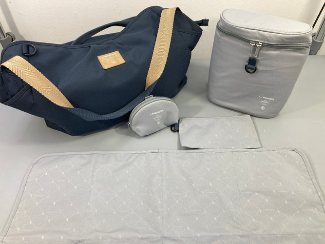 Sac à langer Navi avec tapis à langer, sac isotherme et 2 trousses/pochettes de rangement, moins cher chez Petit Kiwi