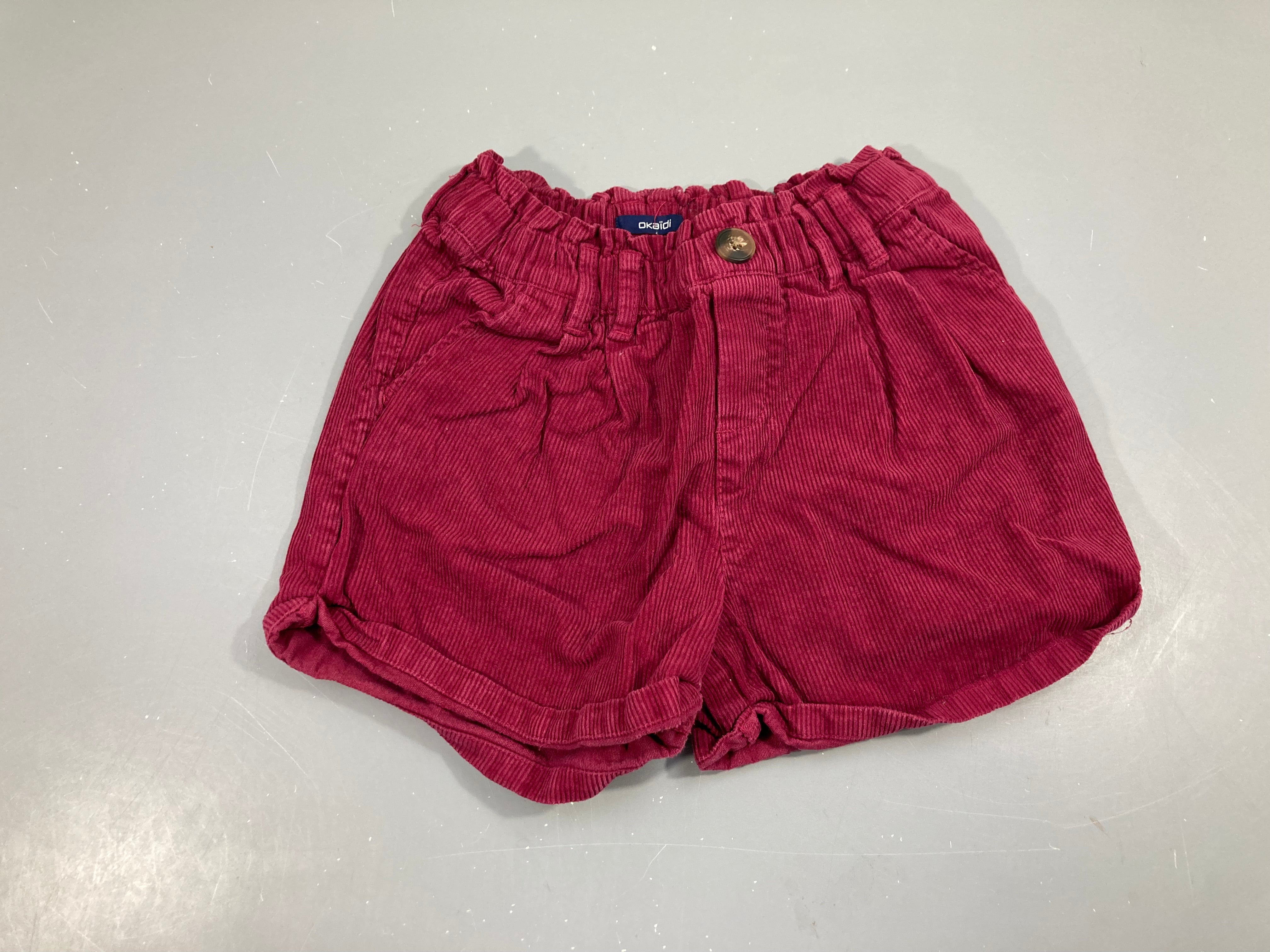 Short velours côtelé bordeau