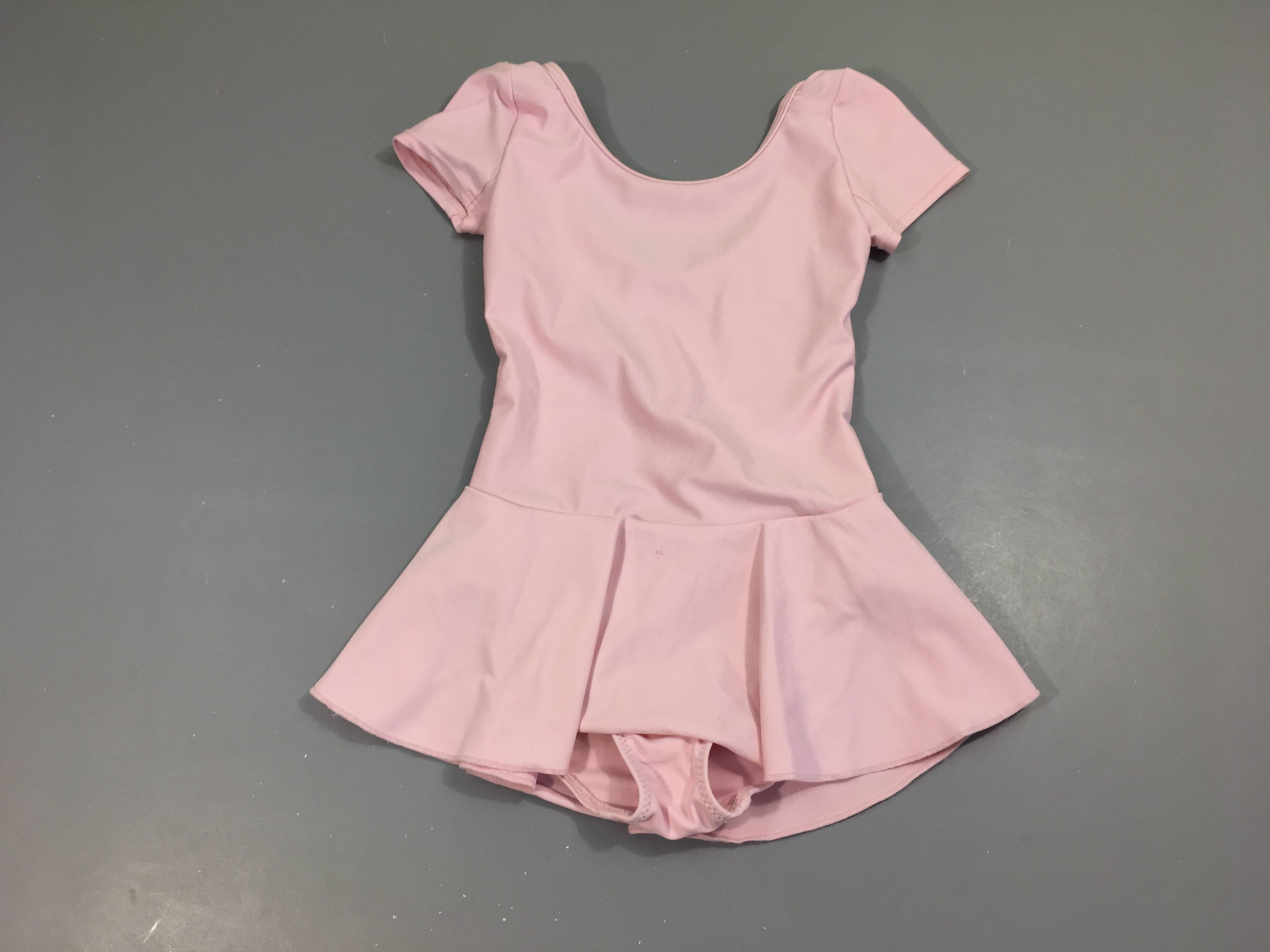 Maillot de danse rose (taille estimée)