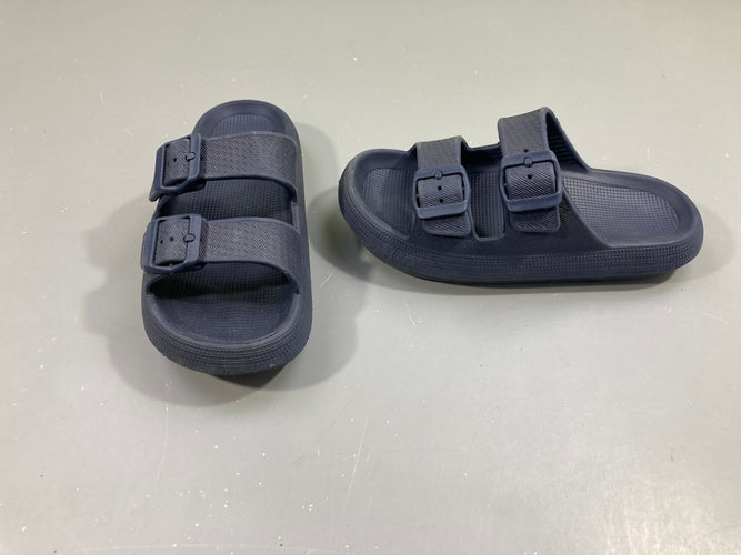 Claquettes bleues, moins cher chez Petit Kiwi