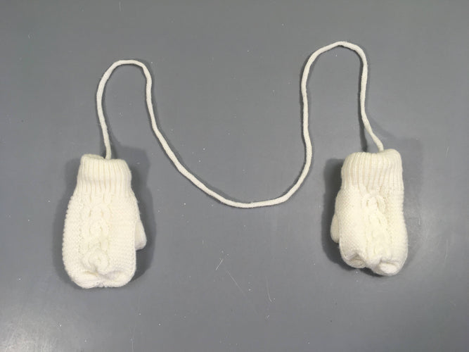 Moufles mailles blanches doublées polar, moins cher chez Petit Kiwi