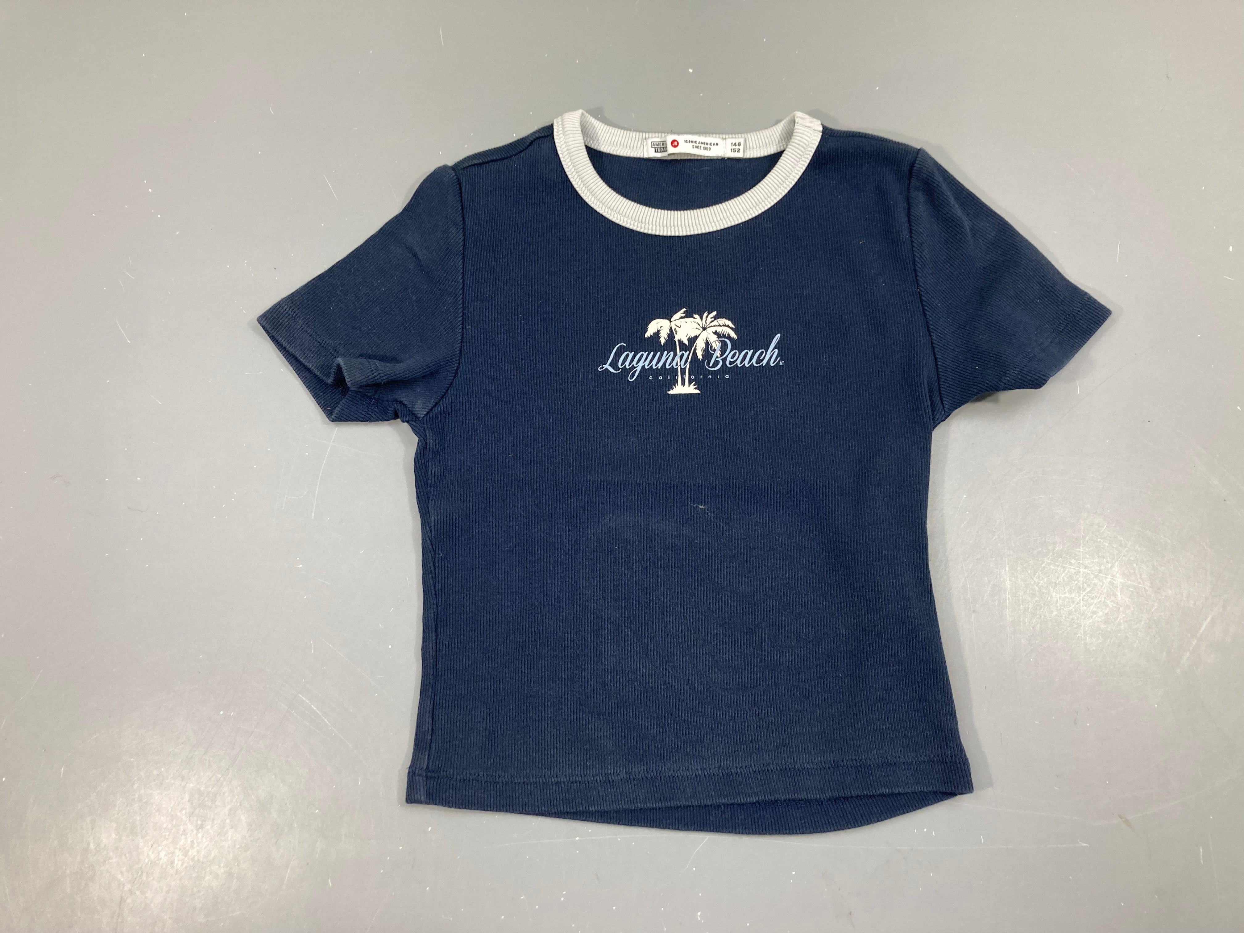 T-shirt m.c cropped bleu foncé côtelé fin qlqaguna Beach