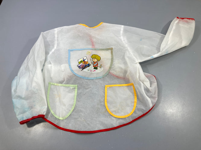 Tablier en plastique , petit garçon qui peint, plusieurs traces de peinture, moins cher chez Petit Kiwi