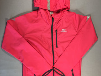 Veste coupe vent à capuche rose fine et légère