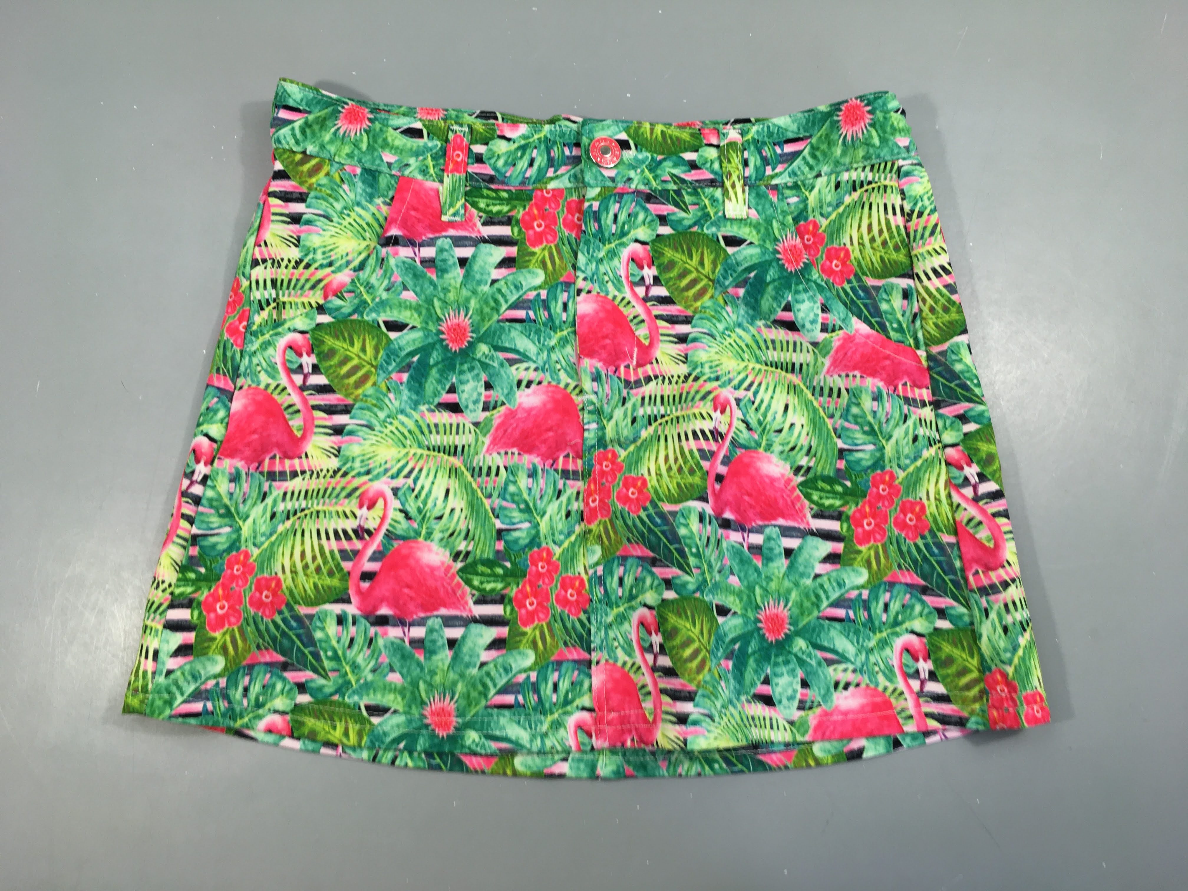 Jupe vert flaments roses