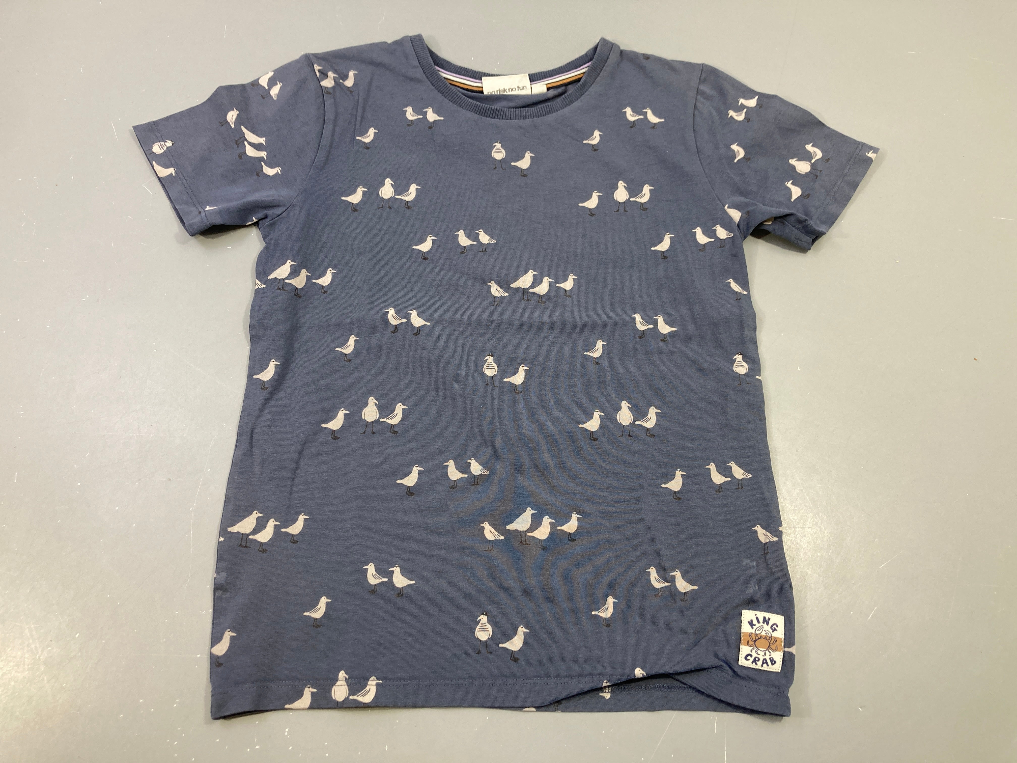 T-shirt m.c bleu foncé avec mouettes