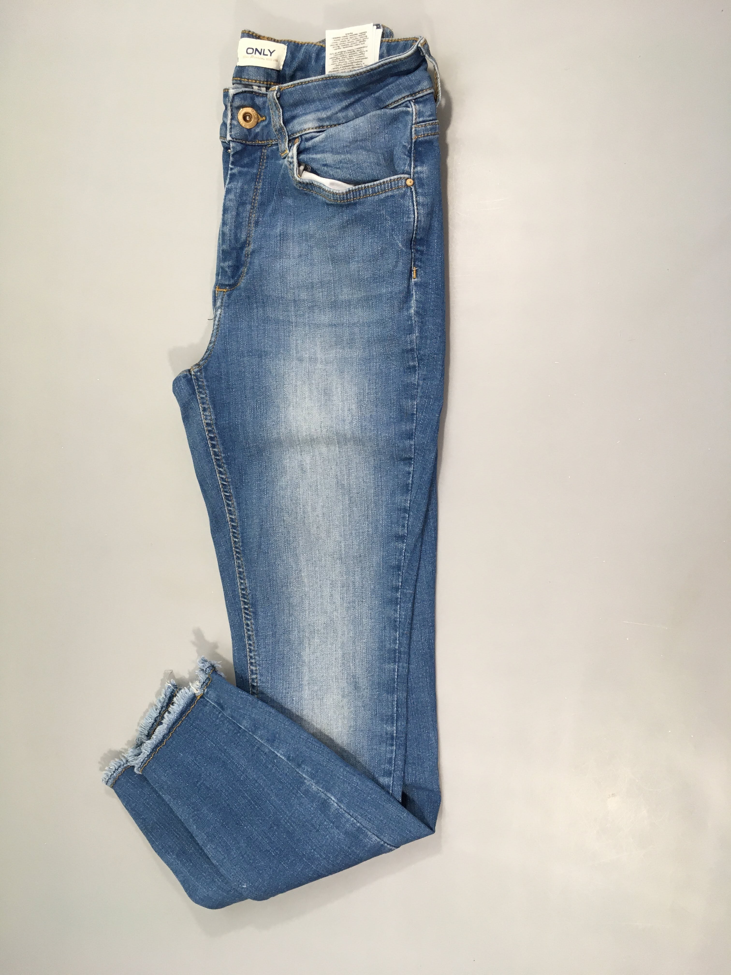 Jeans effet effiloché bas 30
