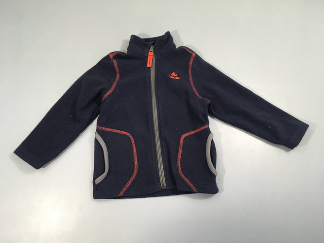 Polar zippé bleu foncé quechua, moins cher chez Petit Kiwi