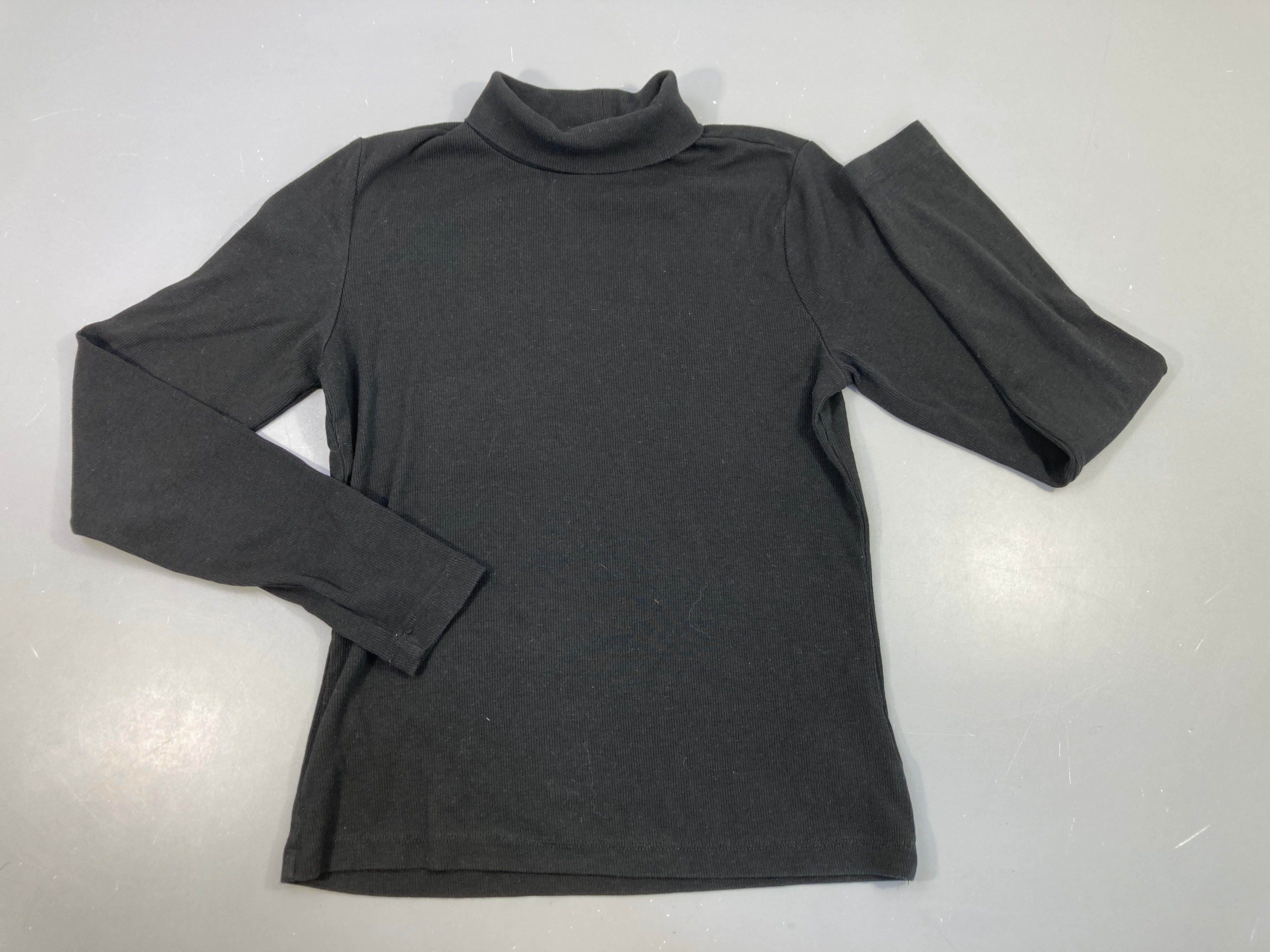 T-shirt m.l col montant noir côtelé finement