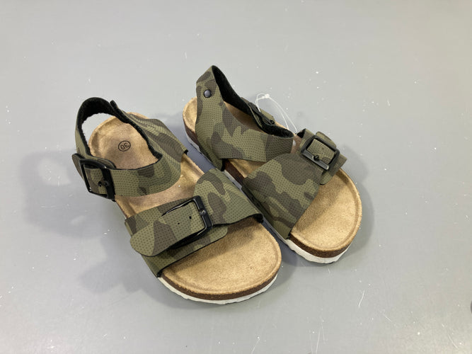 Sandales effet Birkenstock camouflage, moins cher chez Petit Kiwi
