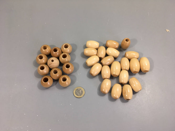 Lot de 30 perles en bois, moins cher chez Petit Kiwi