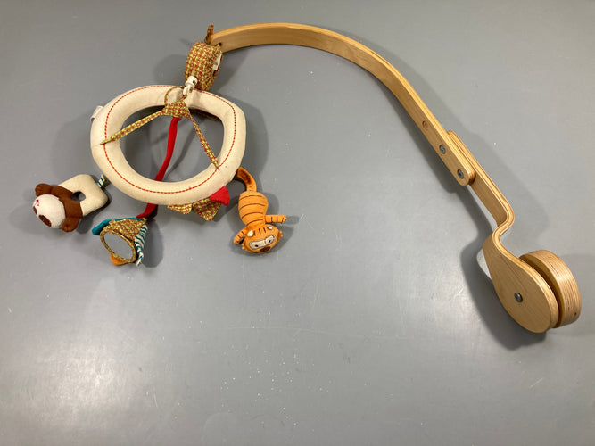 Mobile musical Tom, moins cher chez Petit Kiwi