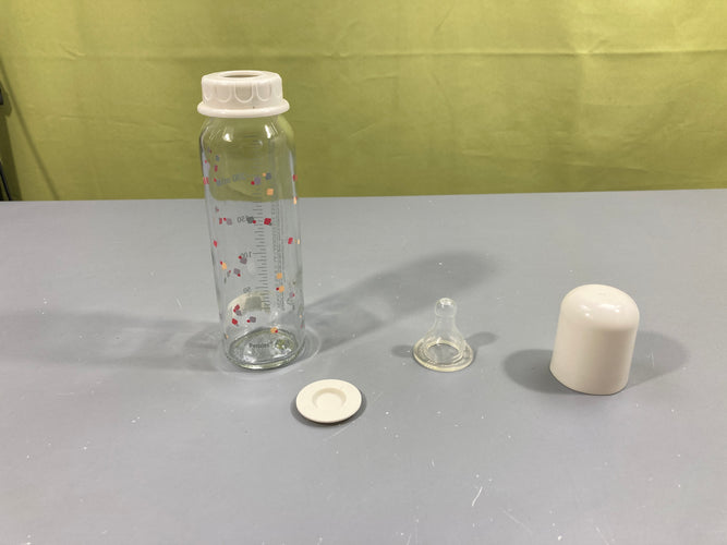 Biberon en verre confetti, 250ml, moins cher chez Petit Kiwi