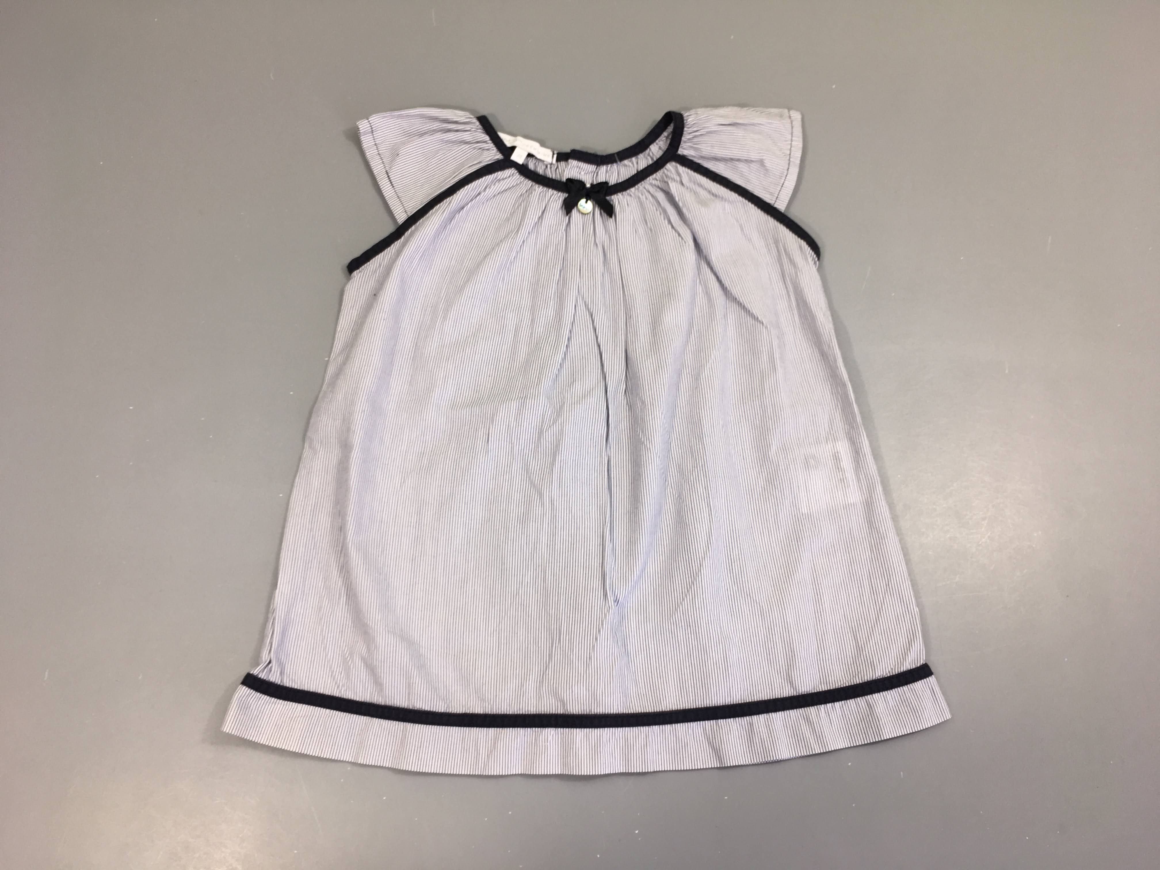 Robe m.c blanc ligné bleu liseré bleu foncé