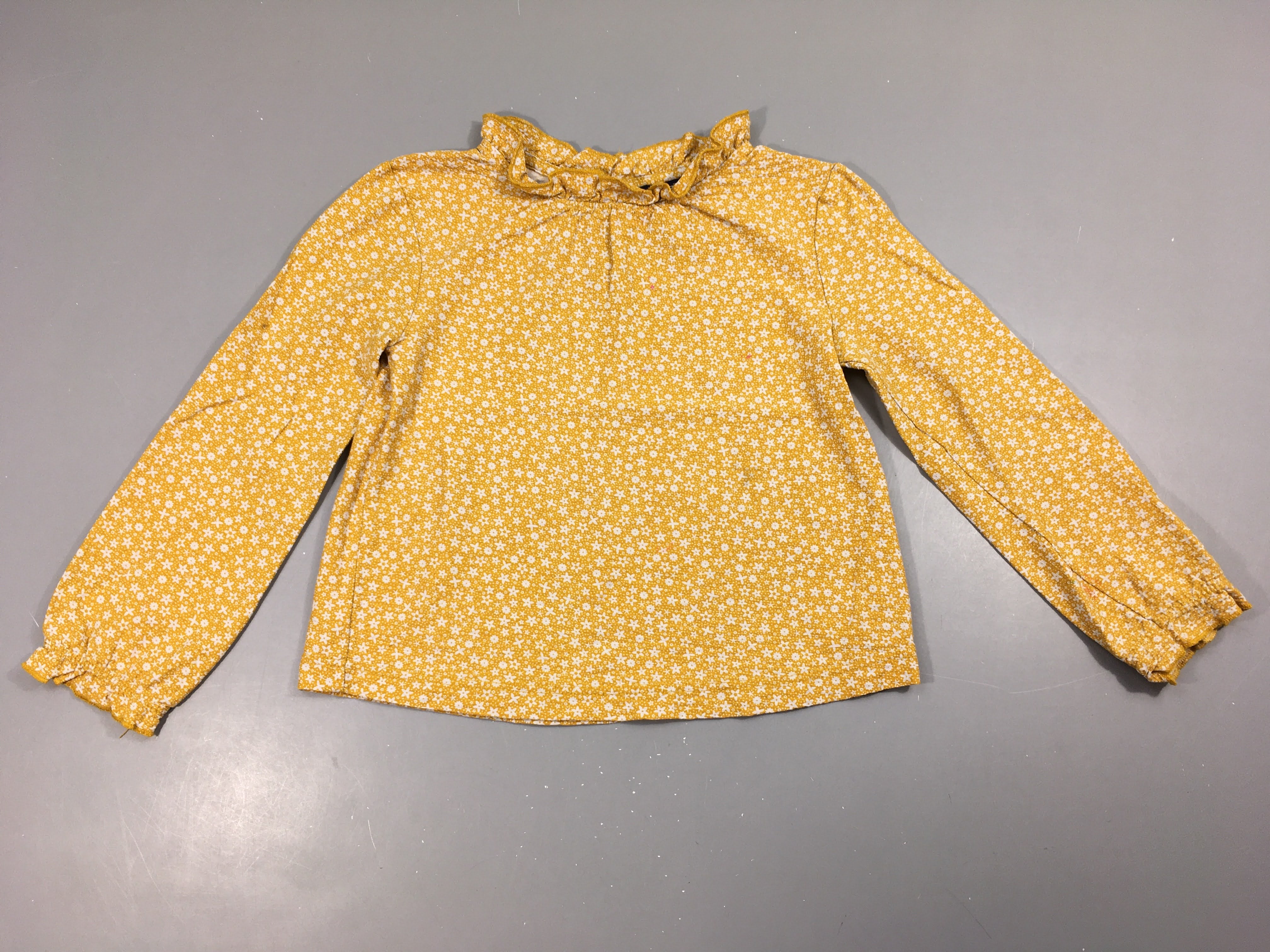 T-shirt m.l jaune texturé fleuri blanc col-Peite tache manche D