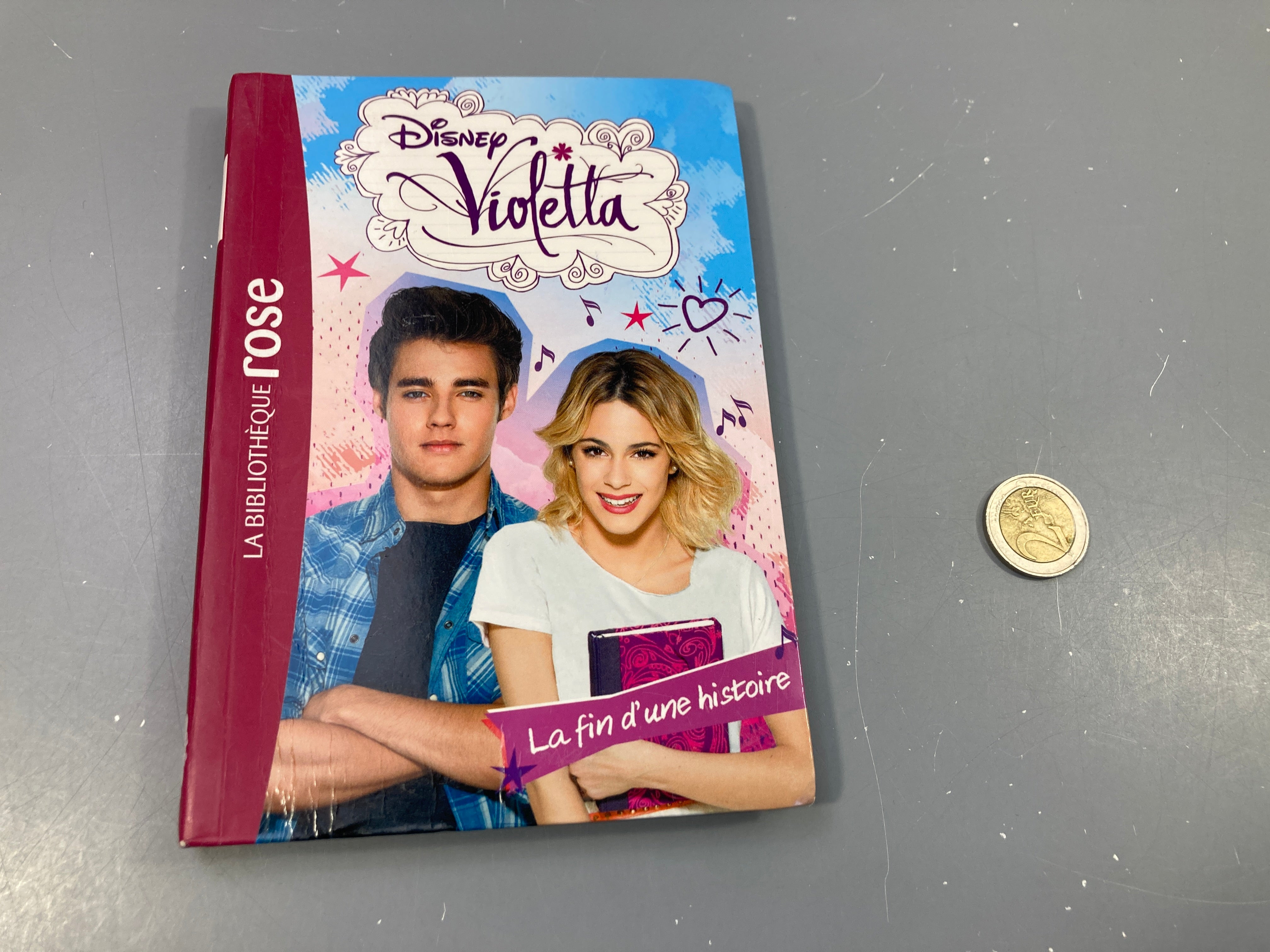 Disney Violetta. La fin d'une histoire. La bibliothèque rose.