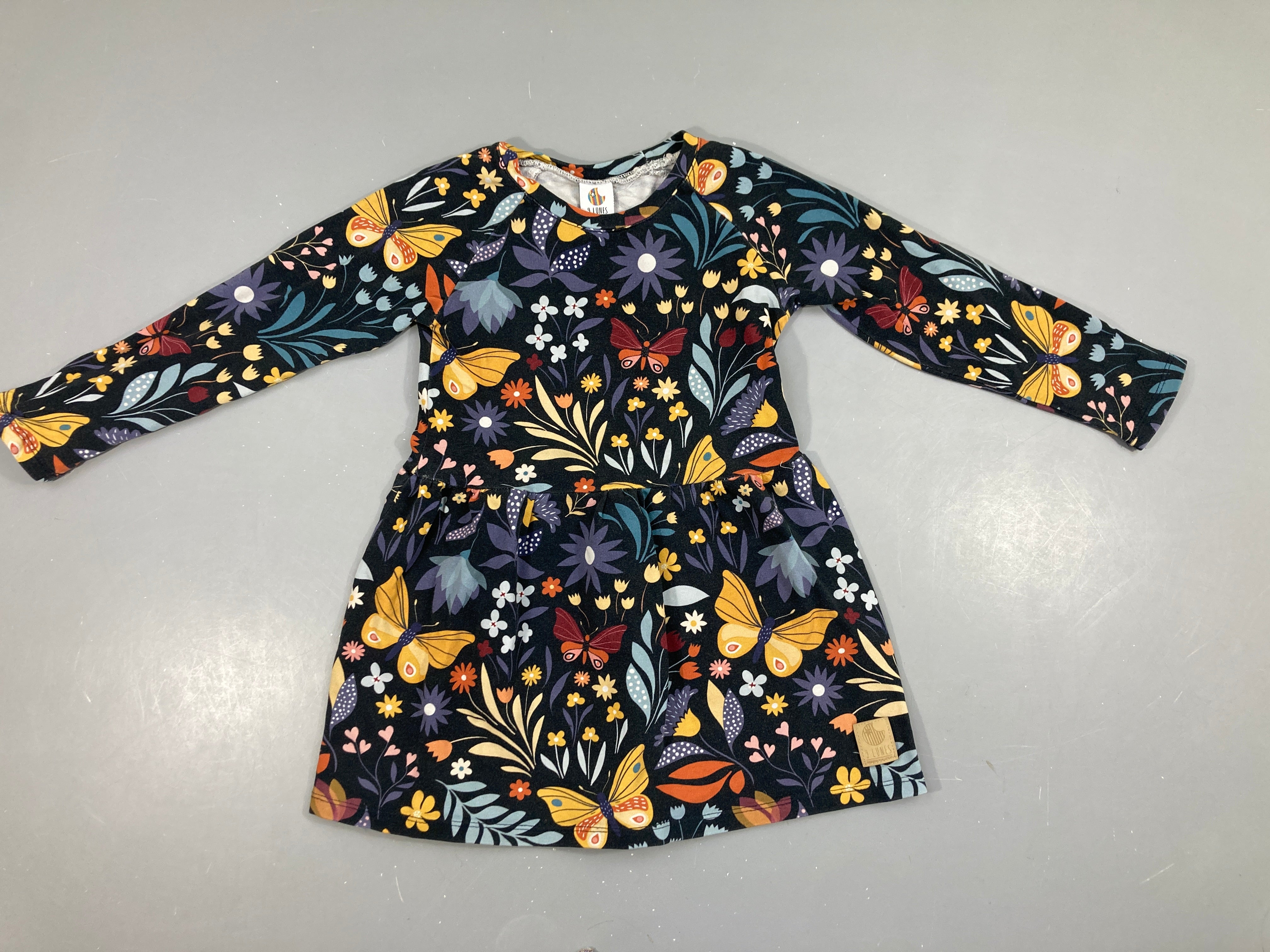 Robe m.l molleton bleu foncé fleurs, 9 lunes