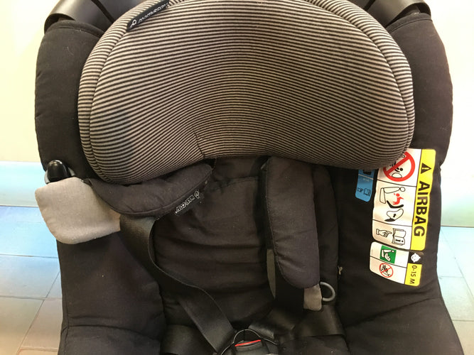 Axissfix I-Size noir, dos et face à la route, siège pivotant groupe 1 - max 19kg - Isofix - manque 1 attache sur le côté pour la bretelle de ceinture, pas de problème pour la sécurité, moins cher chez Petit Kiwi