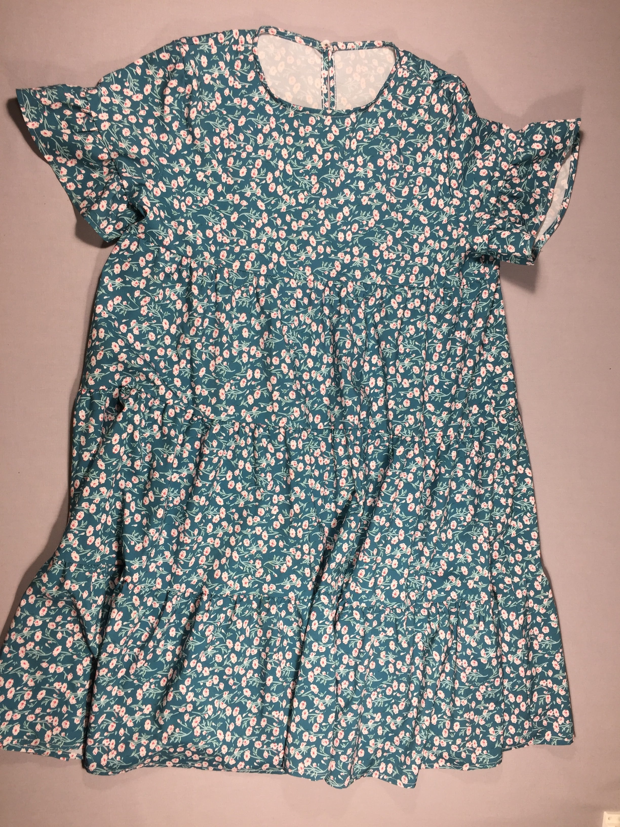 Robe m.c turquoise fleurie - large et fluide - taille estimée