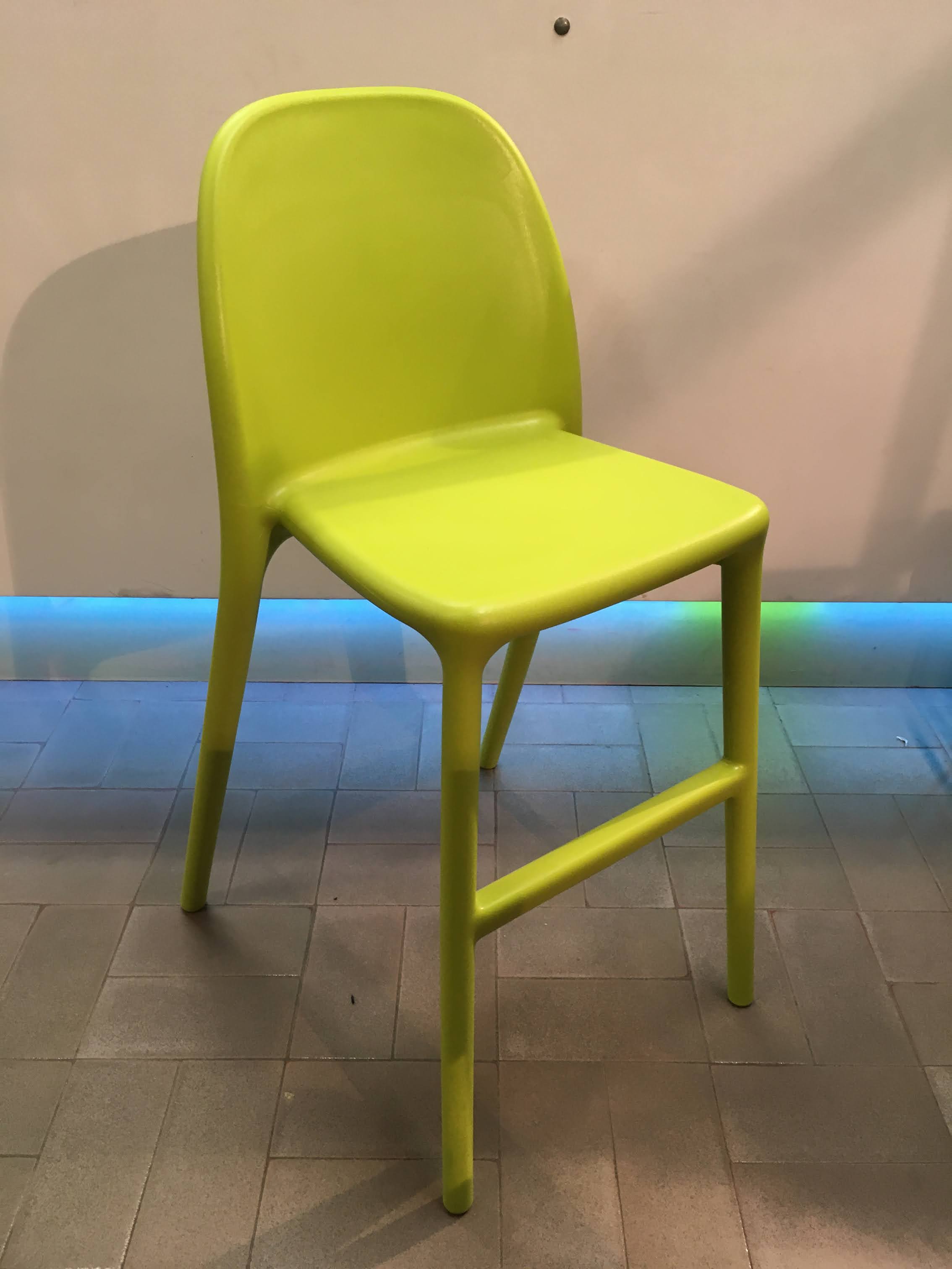 Chaise haute bébé verte  Ikéa.