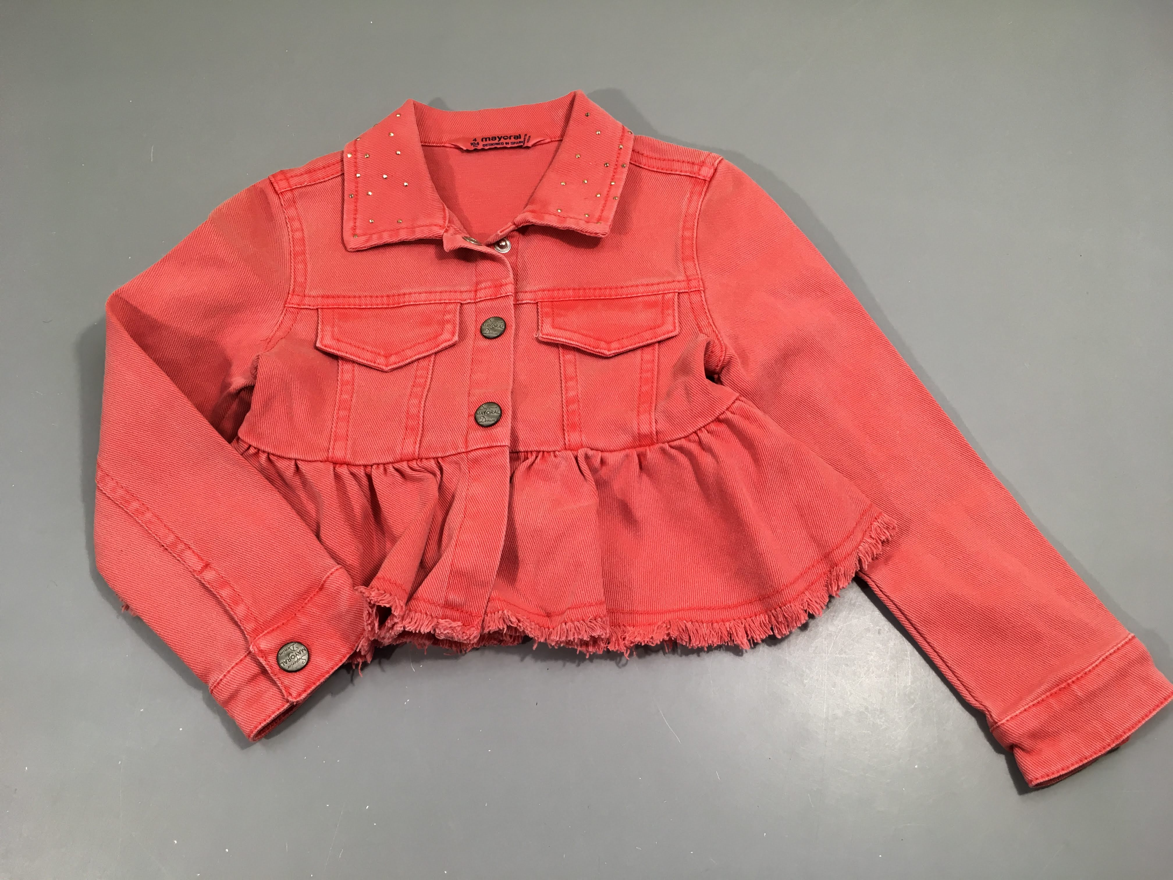 Veste courte  m.l  jeans rouge, volant bas