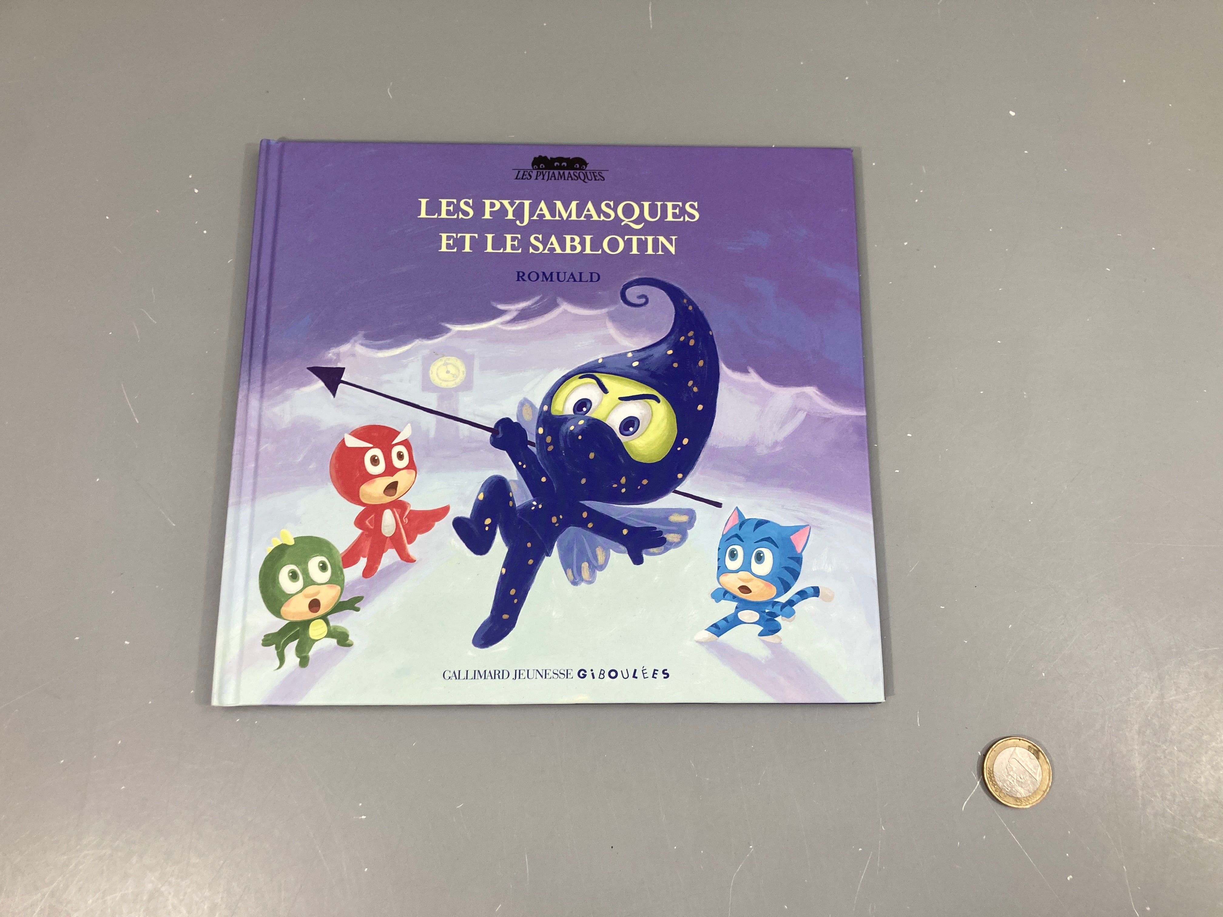 Les pyjamasques et le sablotin, 13