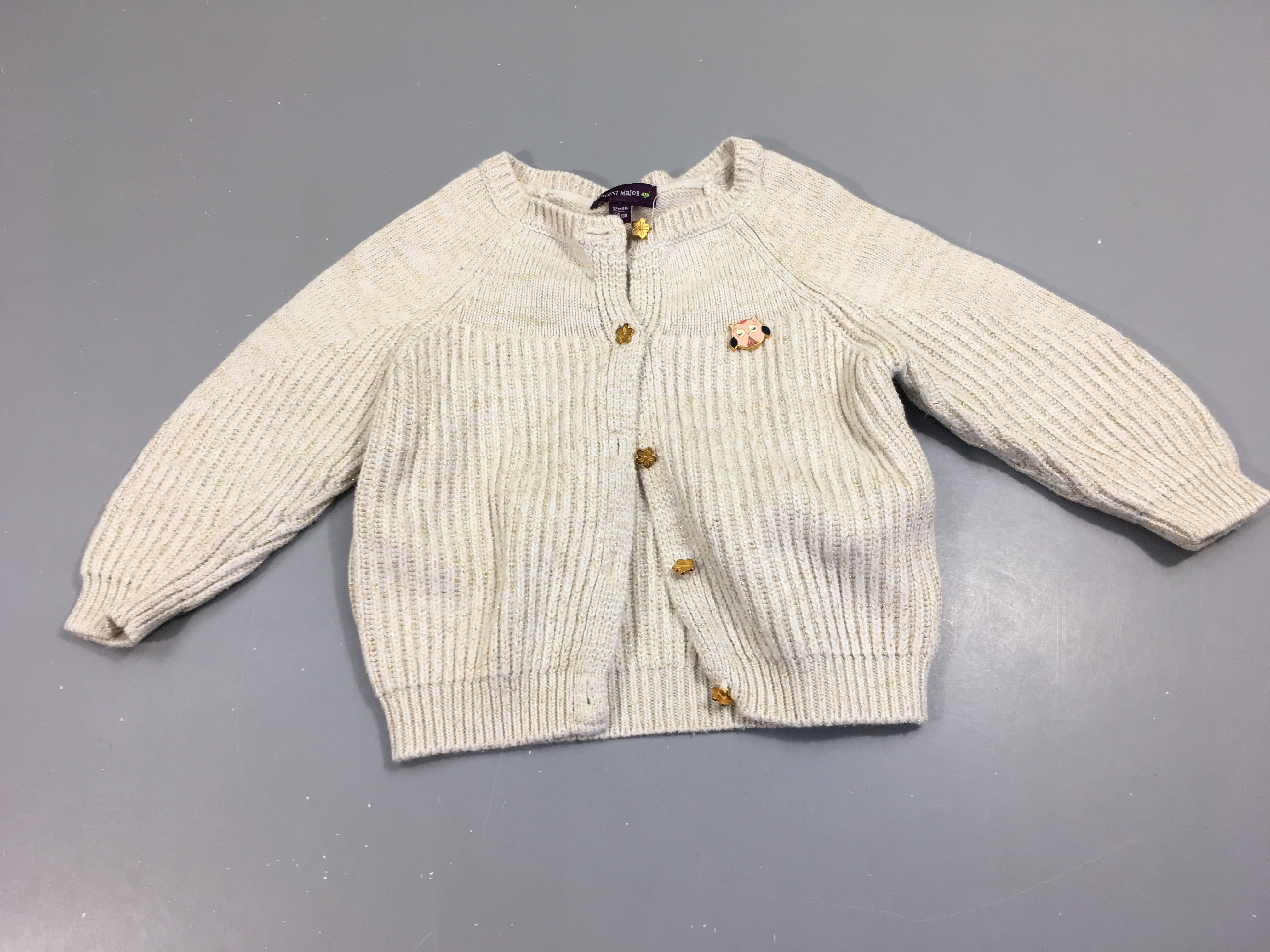 Gilet beige pailleté doré