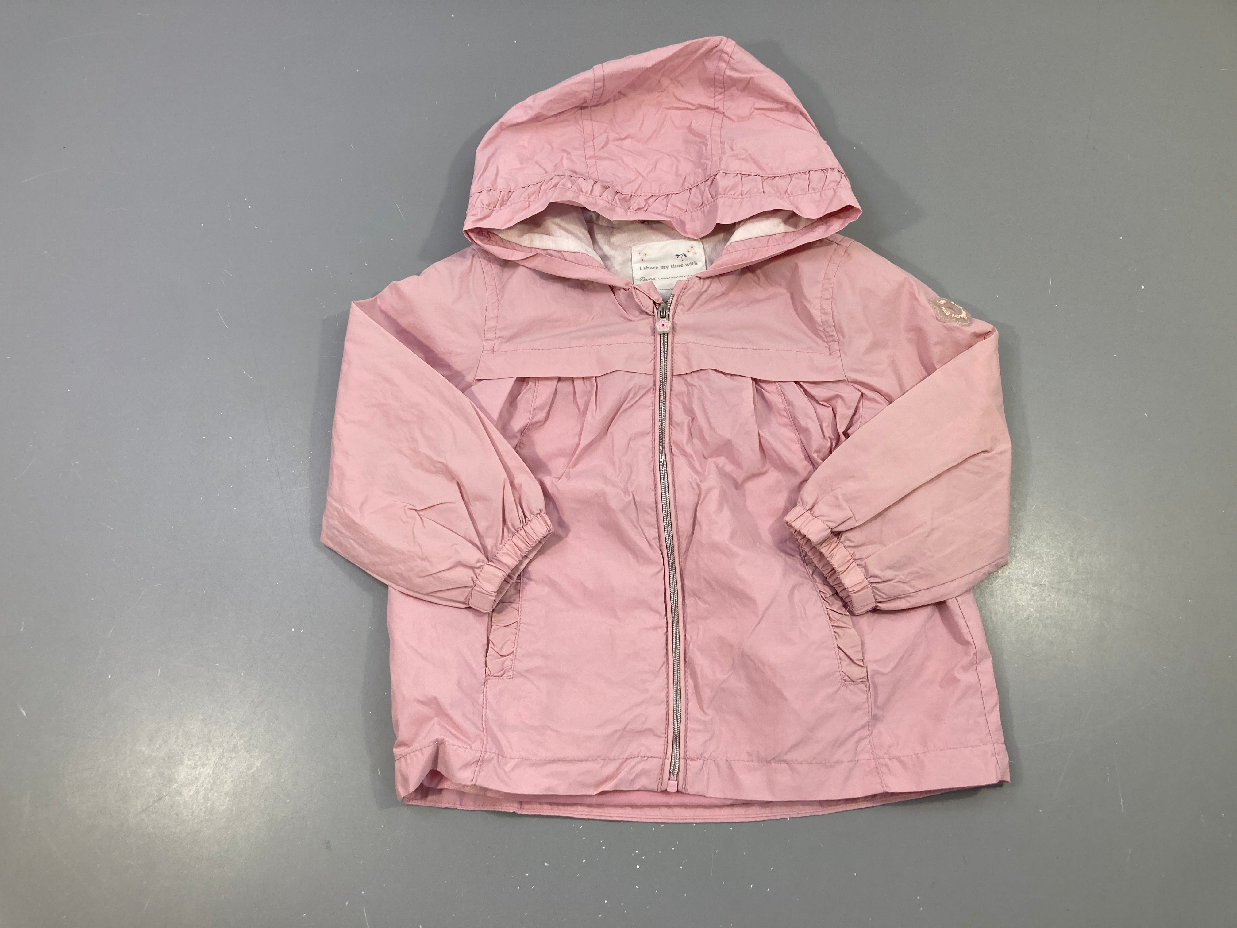 Veste légère zippée rose à capuche
