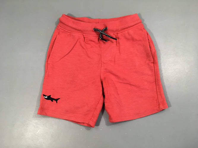 Bermuda molleton rouge flammé requin, moins cher chez Petit Kiwi