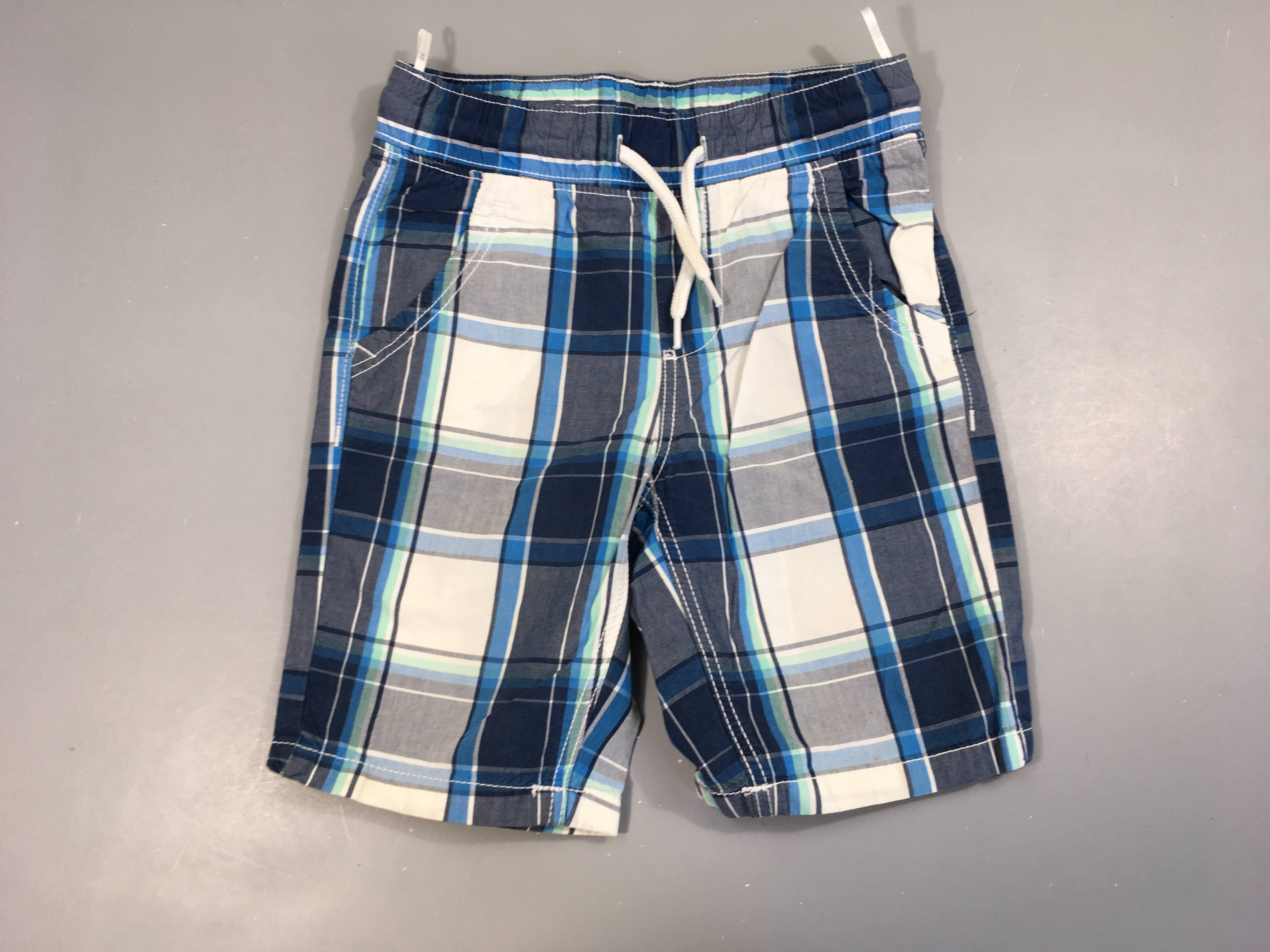 Bermuda bleu à carreaux